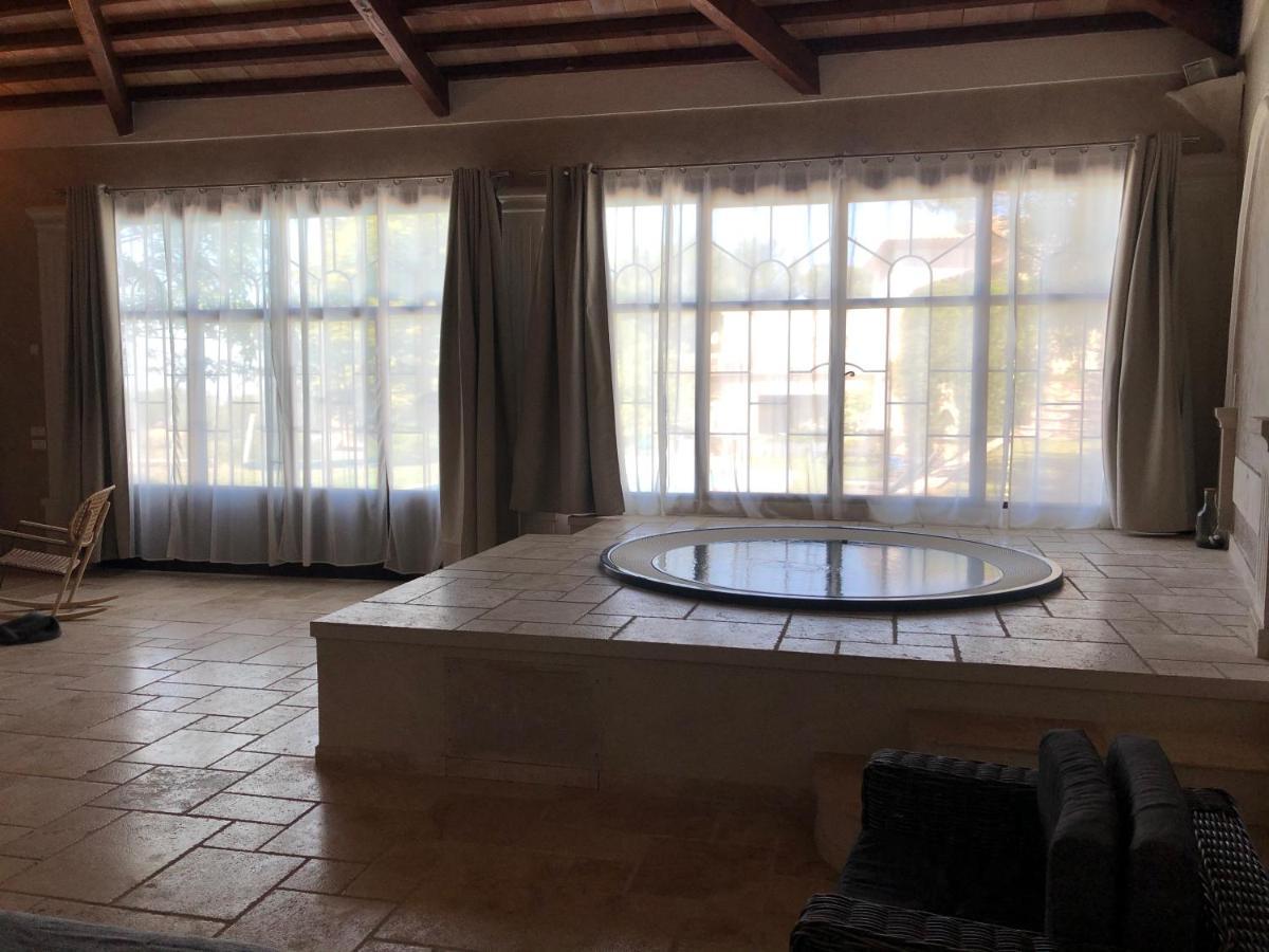 Le Pool House - Private Jacuzzi - Mas Des Sous Bois Hotel Ventabren Ngoại thất bức ảnh